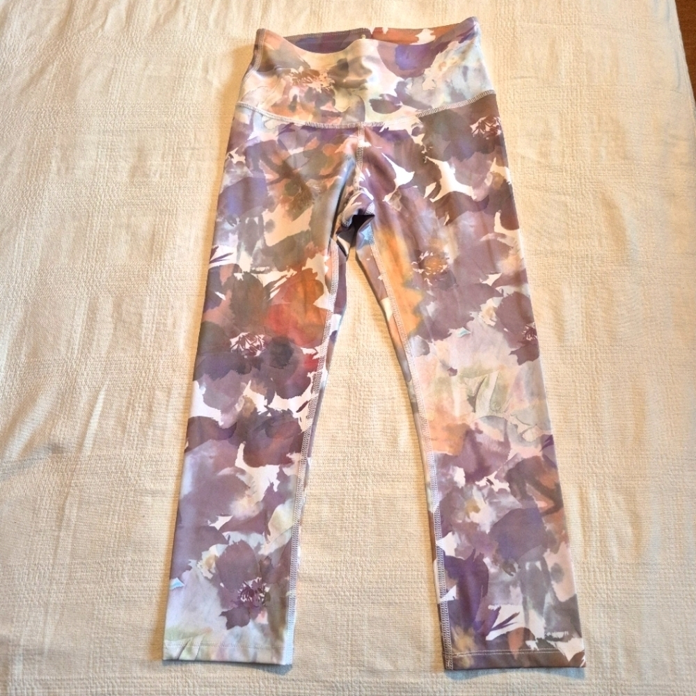 Apana women's size XS water color flower design leggings EUC